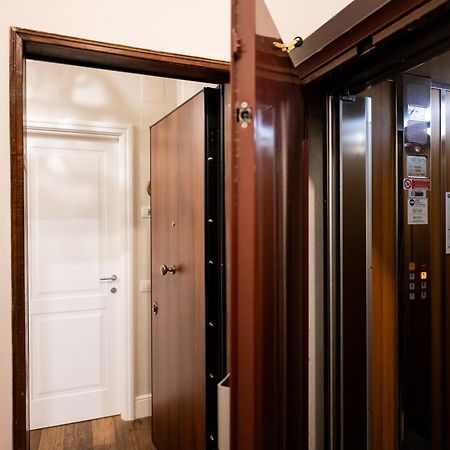Apartamento Smooth Mansion In Ponte Vecchio Florencia Exterior foto