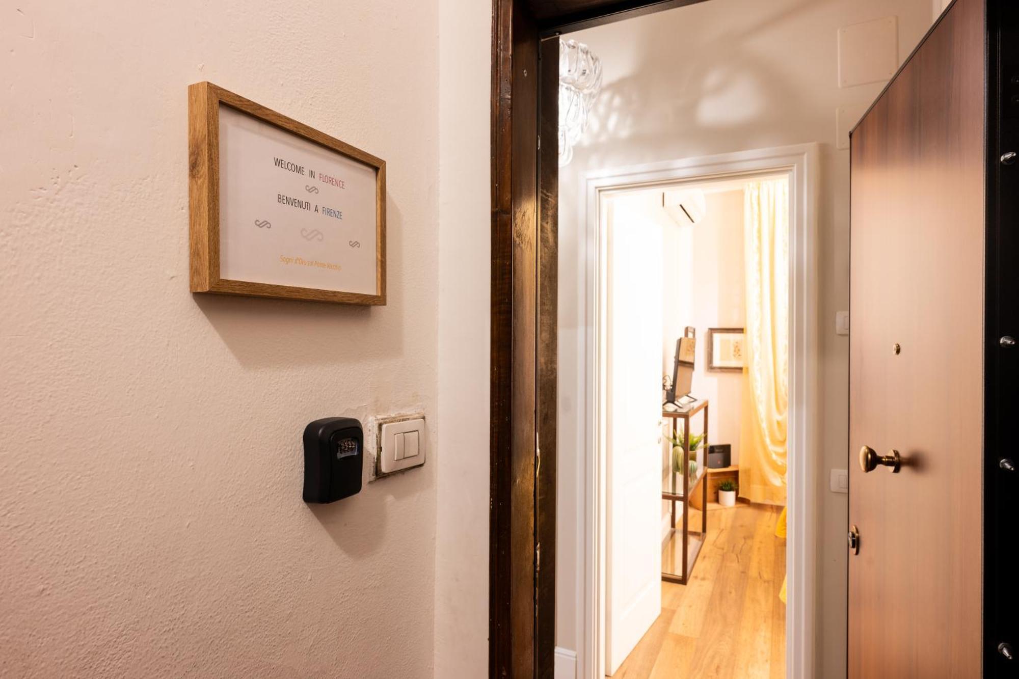 Apartamento Smooth Mansion In Ponte Vecchio Florencia Exterior foto